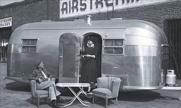 airstream-çekme-karavan.jpg